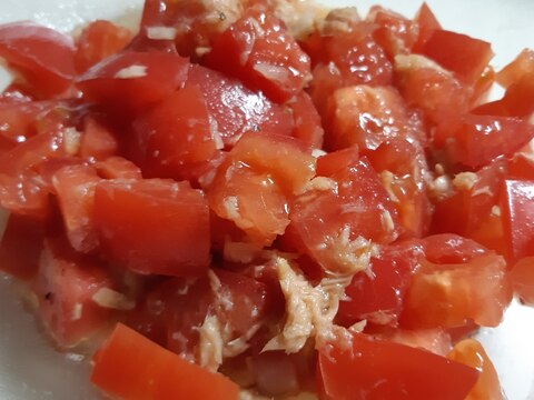 トマトとツナのサラダ